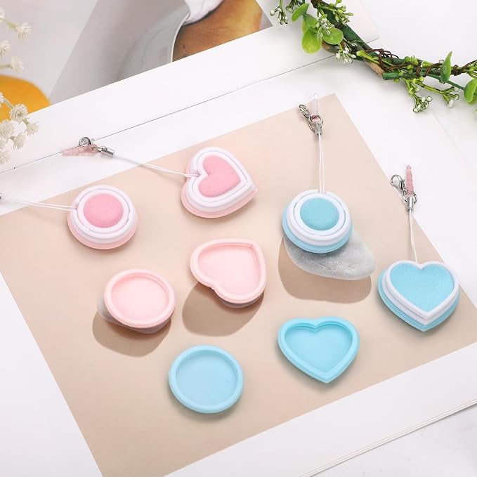 4pcs Macaron Phone Screen Cleaner, Round & Heart Shaped Cute Cell Phone Screen Wipe Pendant Keychain Lens Cleaning Tool Smartphone Accessories for Glasses, with Anti-Dust Plug