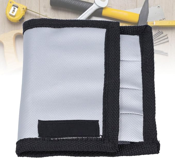 Fafeicy Battery Pouch, Battery Bag Holder Organizer with Hook and Loop Fasteners, for 4 Batteries Compact Oxford Fabric Belt Loop