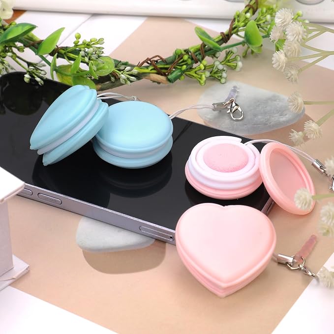 4pcs Macaron Phone Screen Cleaner, Round & Heart Shaped Cute Cell Phone Screen Wipe Pendant Keychain Lens Cleaning Tool Smartphone Accessories for Glasses, with Anti-Dust Plug