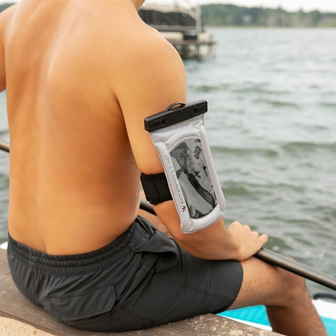 geckobrands Float Phone Dry Bag with Arm Band - Floating Watertight Dry Bag Phone Pouch, Fits Most iPhone and Samsung Galaxy Models Green