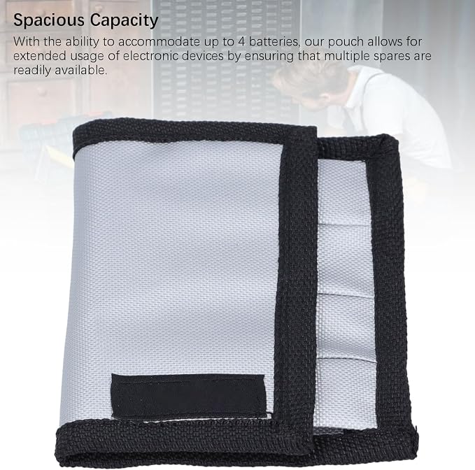 Fafeicy Battery Pouch, Battery Bag Holder Organizer with Hook and Loop Fasteners, for 4 Batteries Compact Oxford Fabric Belt Loop