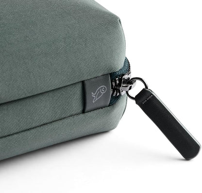 Bellroy Tech Kit (Tech Accessories Organizer Pouch, Zipper Closure Design, Stores Power Bank, Phone Charger, Cables & More, Internal)