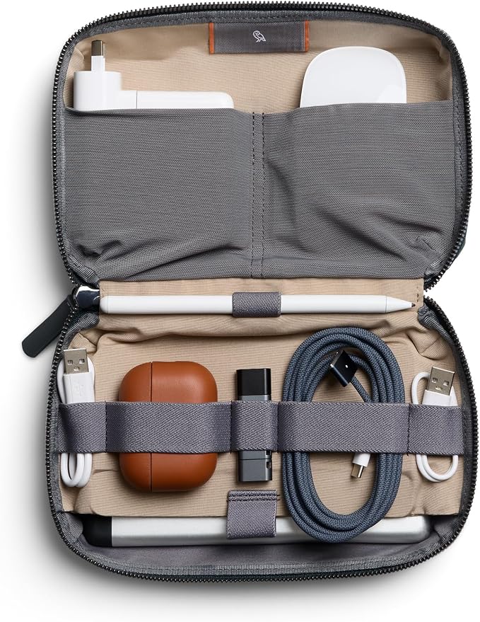 Bellroy Tech Kit (Tech Accessories Organizer Pouch, Zipper Closure Design, Stores Power Bank, Phone Charger, Cables & More, Internal)