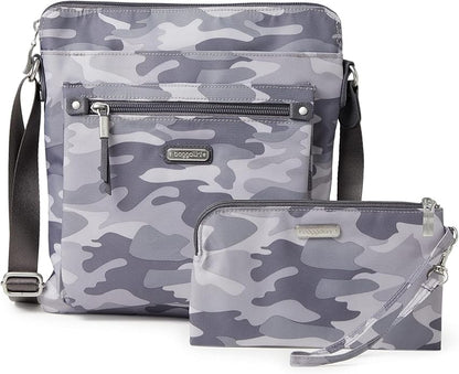 Baggallini womens Go Bagg With Rfid Phone Wristlet