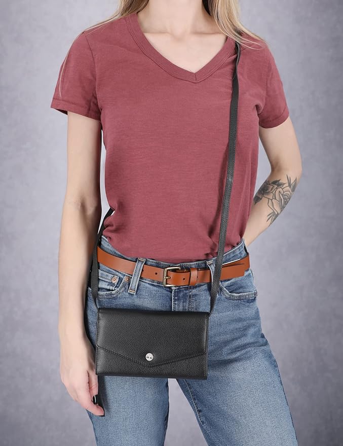 Timberland Women's RFID Leather Crossbody Wallet Phone Bag With Detachable Crossbody Strap
