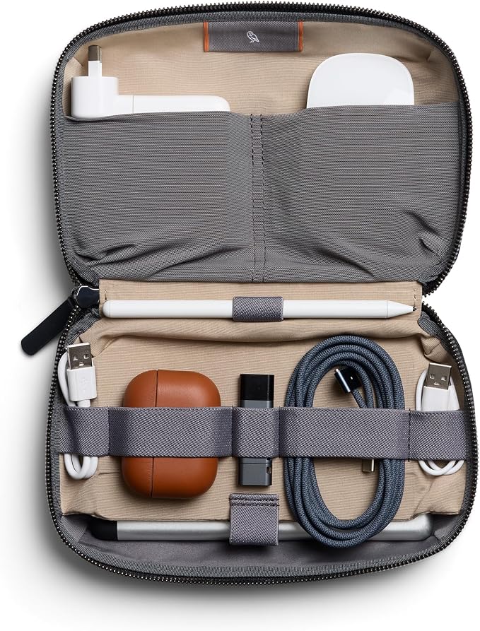 Bellroy Tech Kit (Tech Accessories Organizer Pouch, Zipper Closure Design, Stores Power Bank, Phone Charger, Cables & More, Internal)