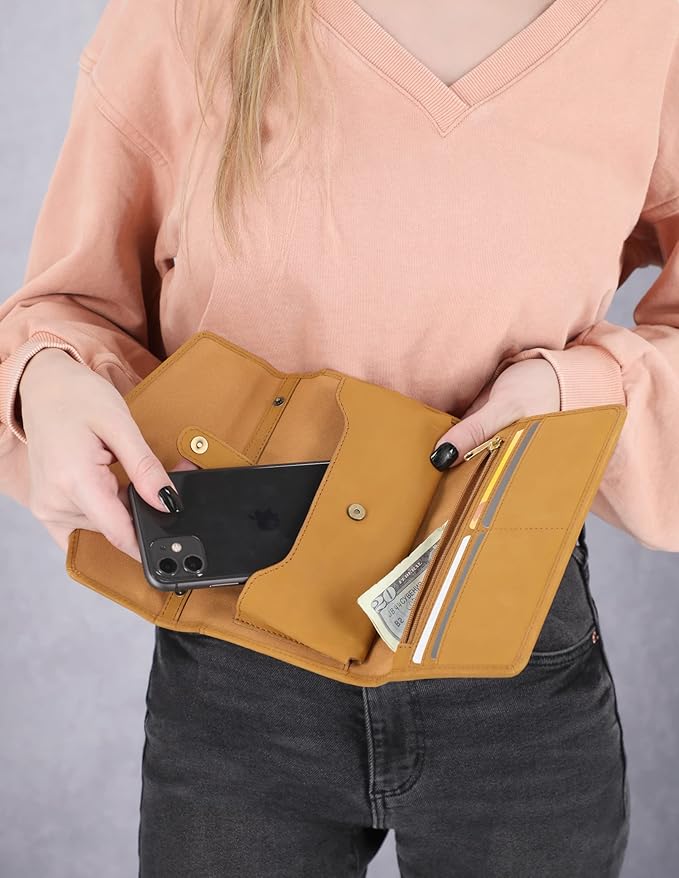 Timberland Women's RFID Leather Crossbody Wallet Phone Bag With Detachable Crossbody Strap
